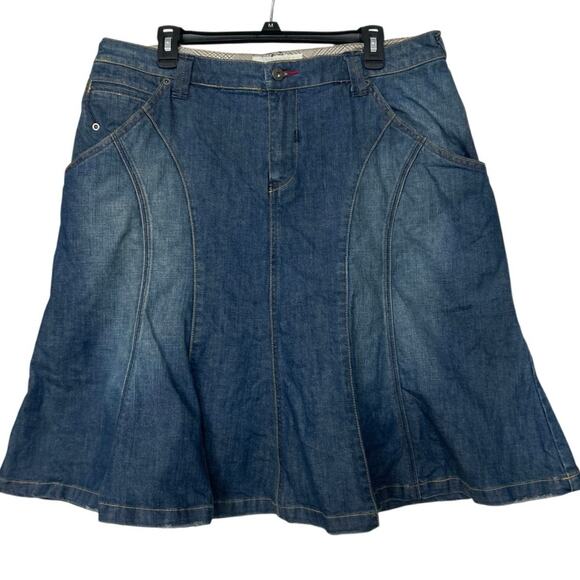 Maurices Denim Y2K Flared A Line Skirt Women’s Size 18 Stretch Blue Jean Midi - Picture 1 of 9